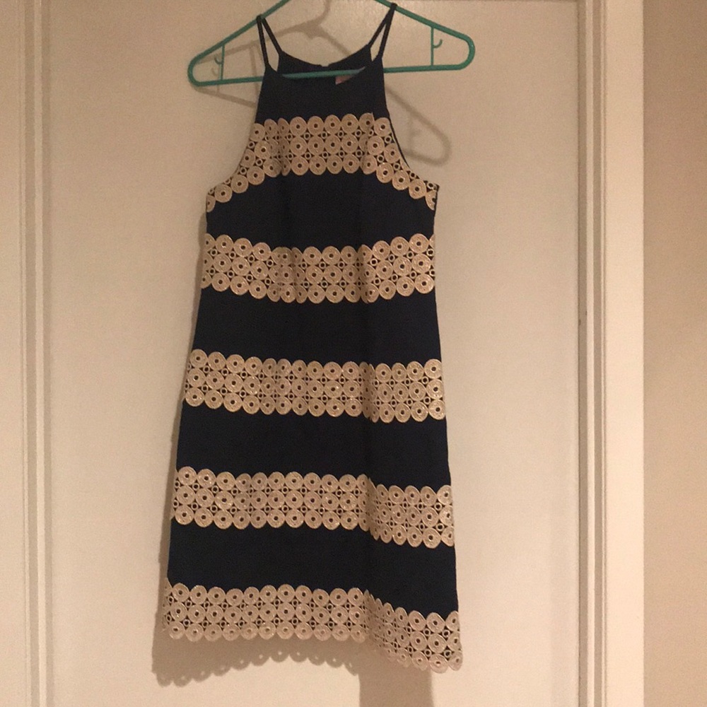 Lilly Pulitzer size 0 cute navy and gold dress!